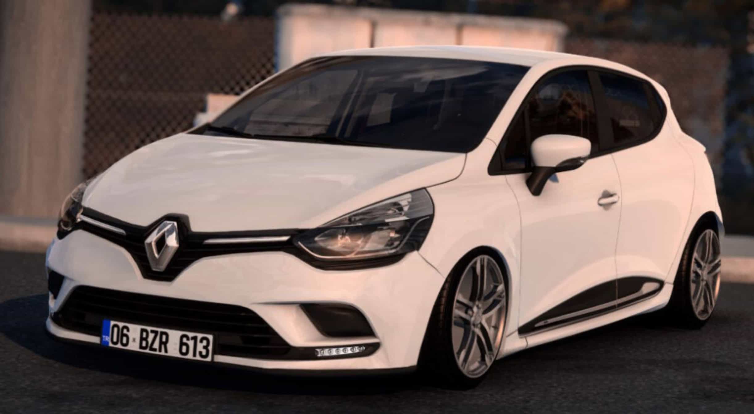 Renault Clio IV v3.0